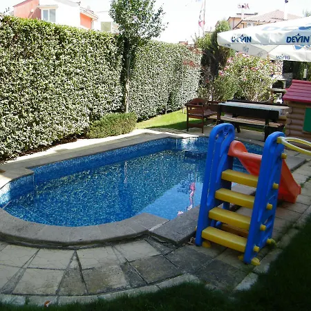 Izgrev Guest house *